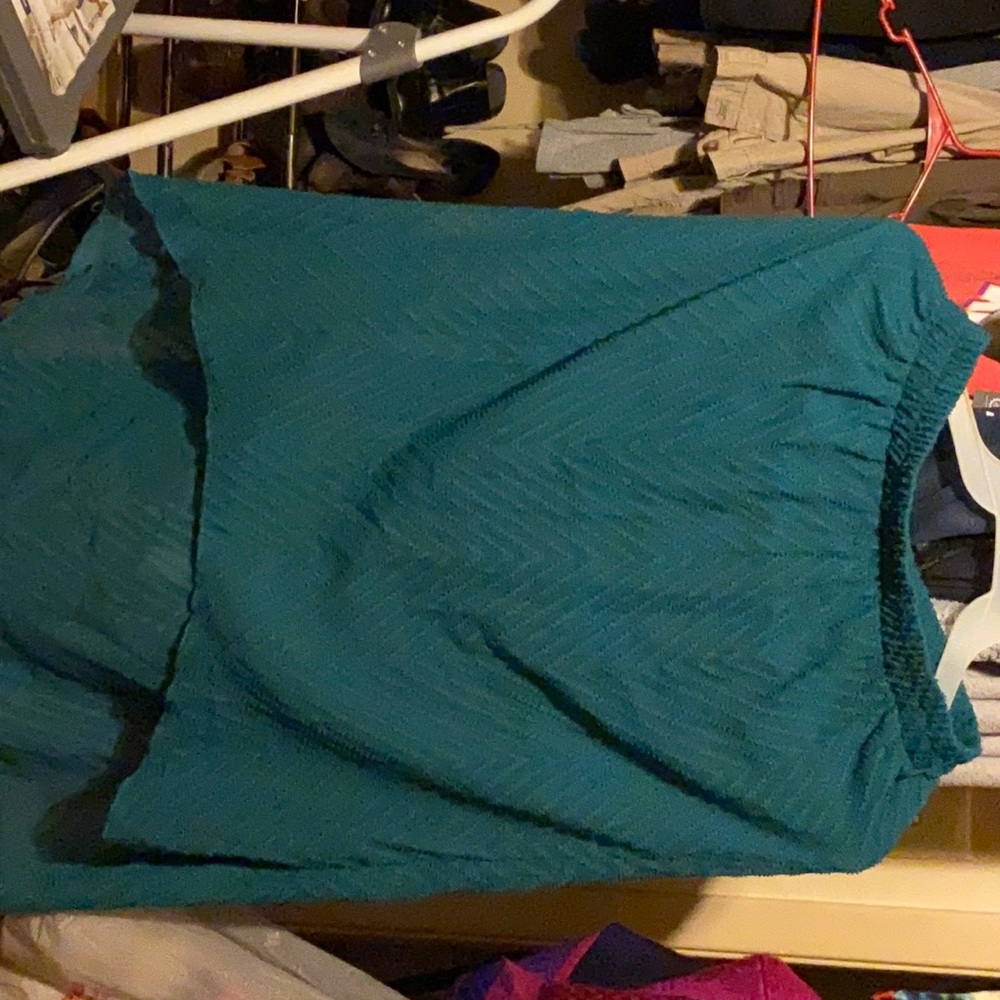 Skirt short in front long back